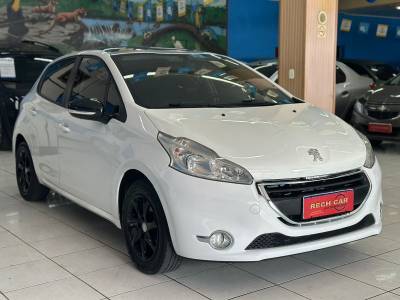 PEUGEOT - 208 - 2014/2014 - Branca - R$ 39.900,00