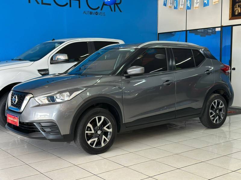 NISSAN - KICKS - 2019/2019 - Cinza - R$ 79.900,00