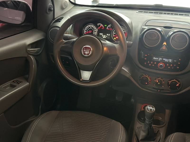 FIAT - PALIO - 2013/2013 - Prata - R$ 39.900,00