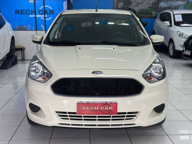 FORD - KA - 2015/2015 - Branca - R$ 40.900,00