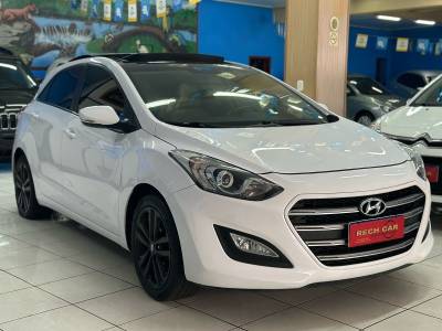 HYUNDAI - I30 - 2015/2015 - Branca - R$ 76.900,00