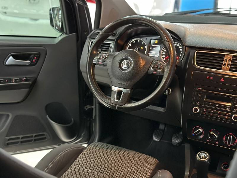 VOLKSWAGEN - SPACEFOX - 2012/2012 - Cinza - R$ 41.900,00