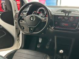 VOLKSWAGEN - UP - 2019/2019 - Branca - R$ 69.900,00