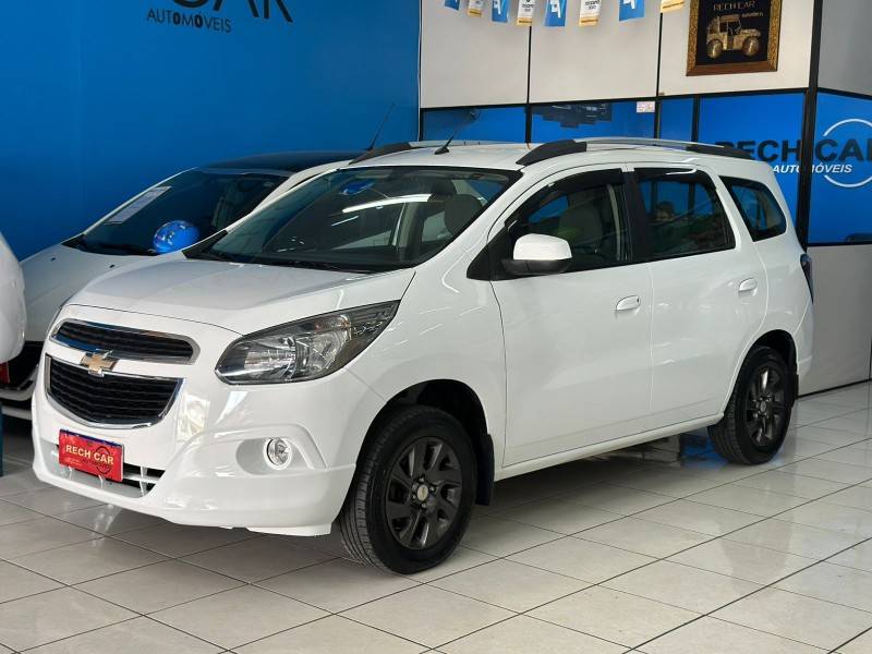 CHEVROLET - SPIN - 2016/2016 - Branca - R$ 59.900,00