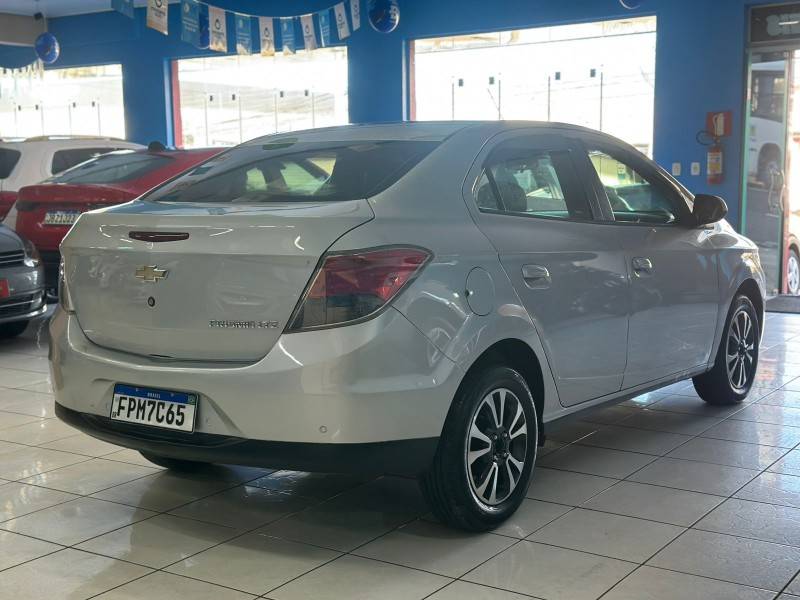 CHEVROLET - PRISMA - 2015/2015 - Prata - R$ 54.900,00